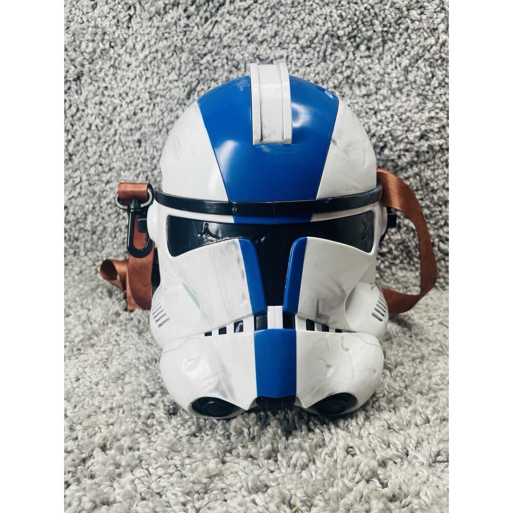 2025 Star Wars Galaxys Edge Salvaged Clone Trooper Helmet Popcorn Bucket In Hand